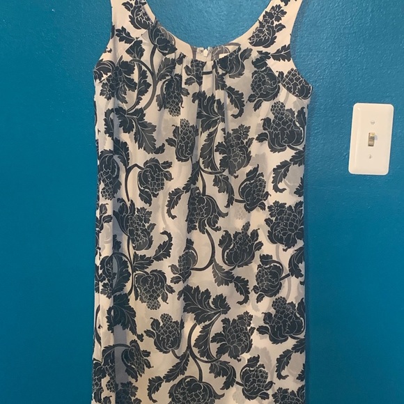 White House black market sun dress - Picture 3 of 7